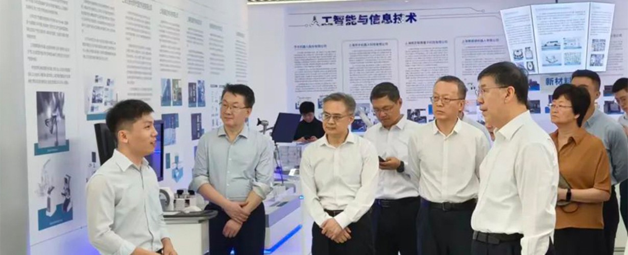 科技部部长点赞千觉机器人！